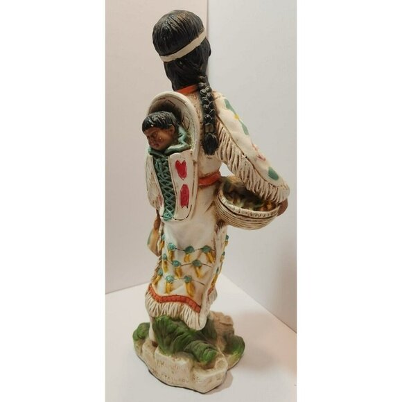 Vtg Universal Statuary Corp Native American Woman w/Baby Signed Kendric 1978 - Picture 6 of 15